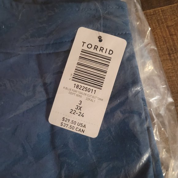 TORRID FOXY CUTOUT ONE SHOULDER TOP SIZE 3X 22-24 - Picture 3 of 5